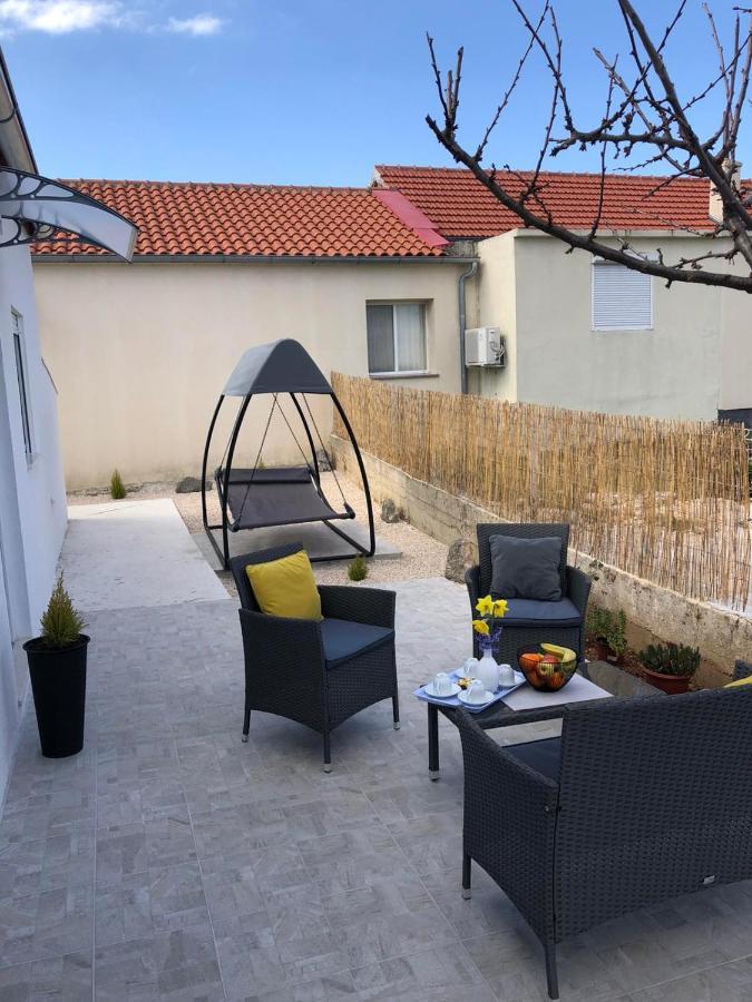 Ferienwohnung Apartman Ana Crno Exterior foto