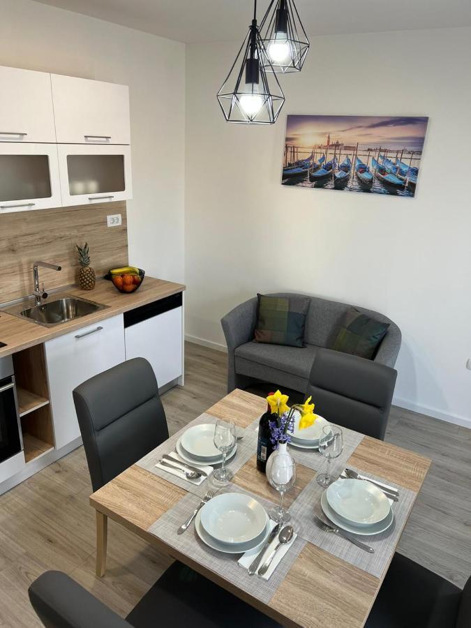 Ferienwohnung Apartman Ana Crno Exterior foto
